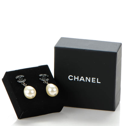 Chanel Enamel CC Pearl Dangle Earrings Black 4 of 4