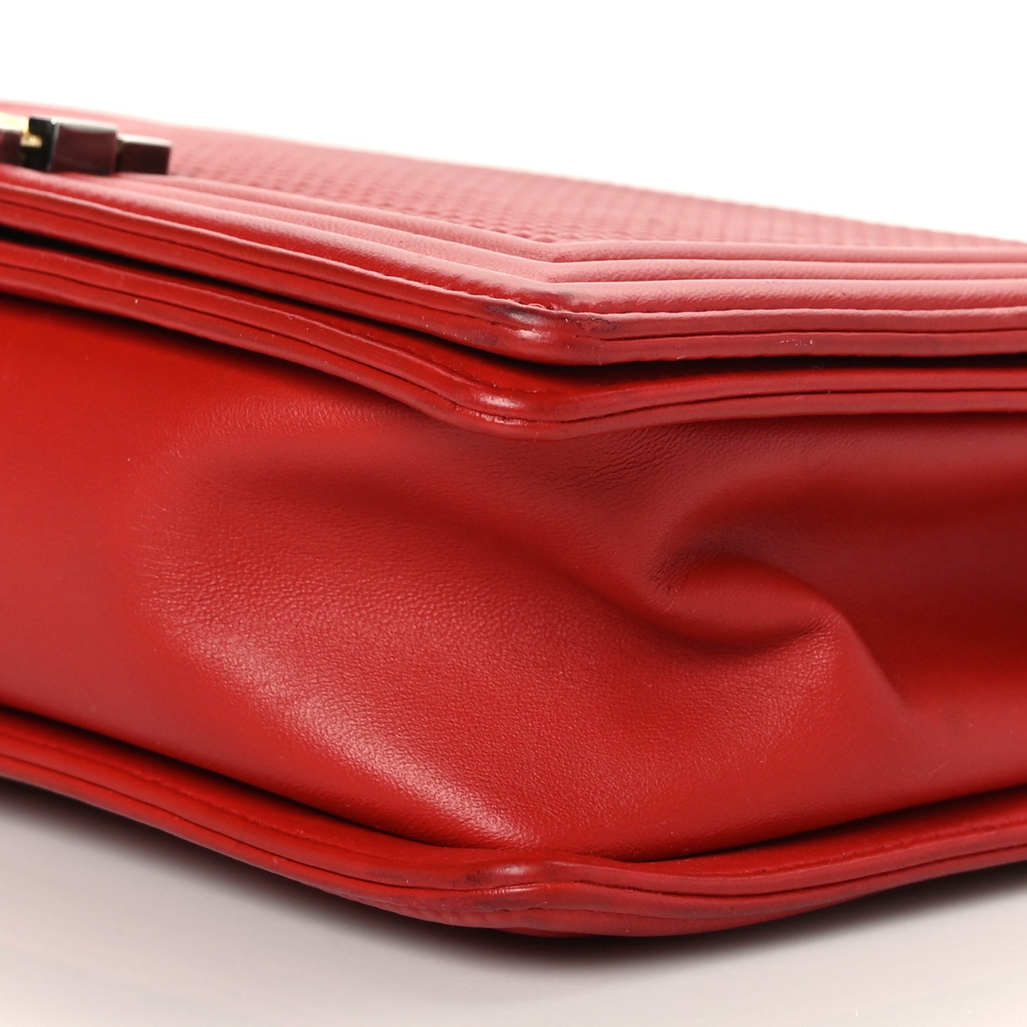 Lambskin Embossed New Medium Boy Cube Flap Red