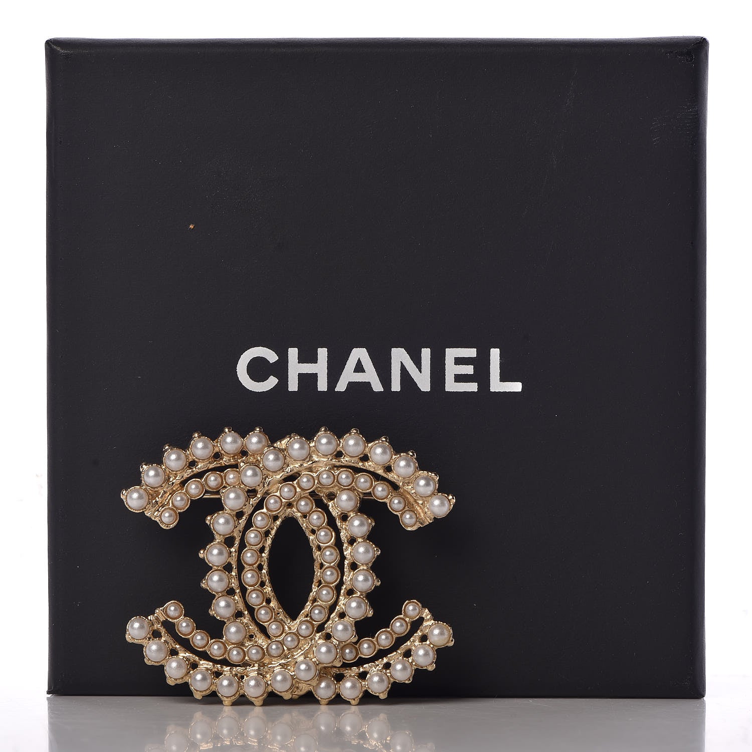 Chanel Pearl CC Brooch Gold 5 of 5