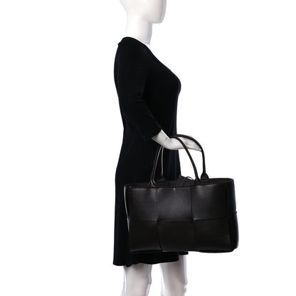 Bottega Veneta Nappa Maxi Intrecciato Arco Tote Fondant 2 of 11