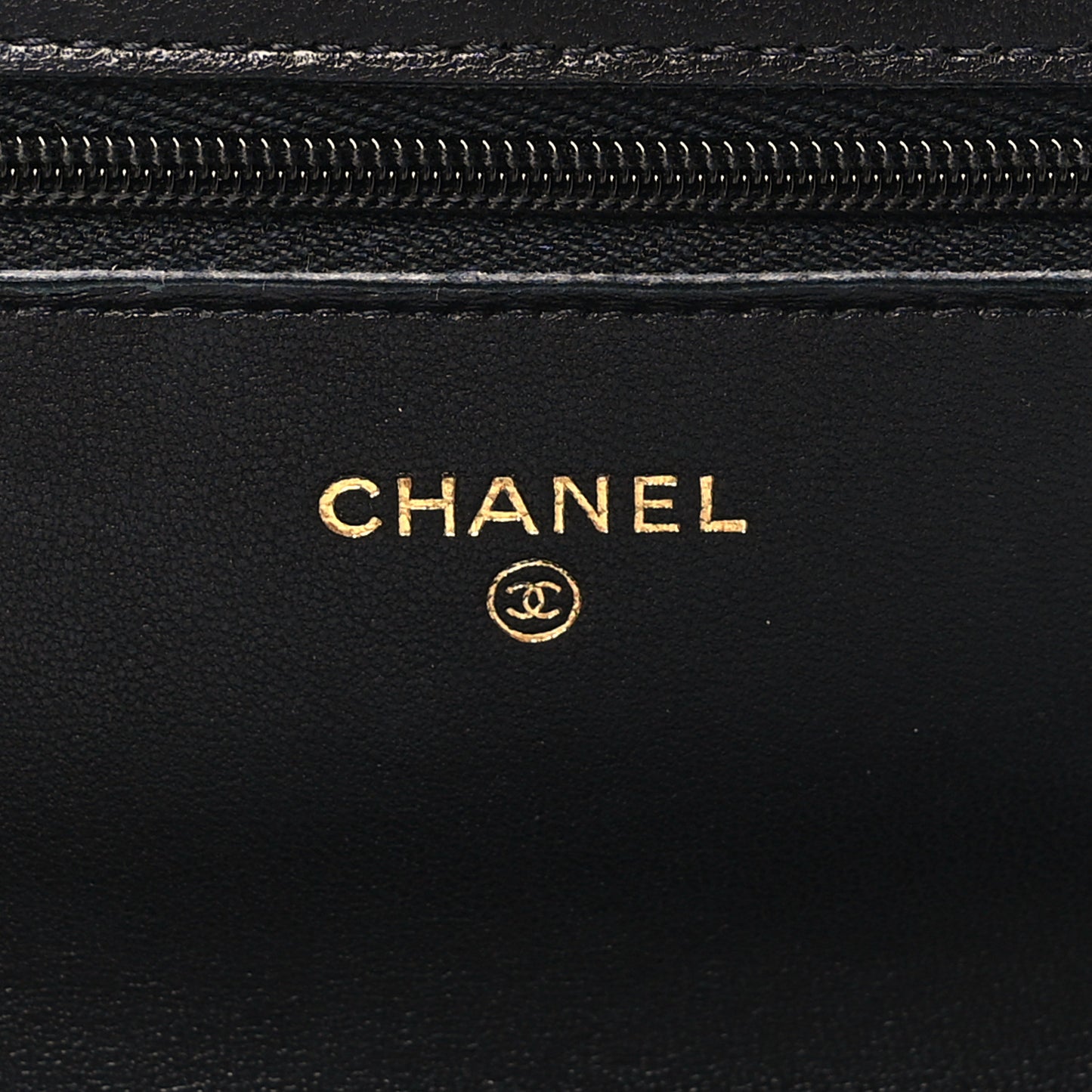 Lambskin Quilted Wallet On Chain WOC Black