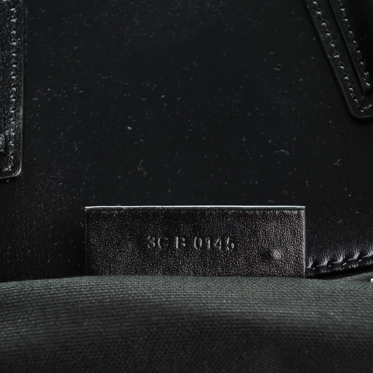 Shiny Lord Calfskin Small Antigona Black