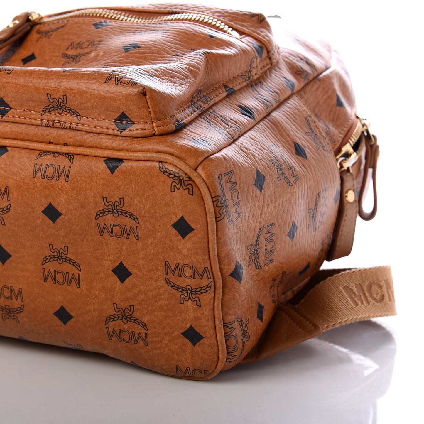 Visetos Small Sprinkle Stud Stark Backpack Cognac