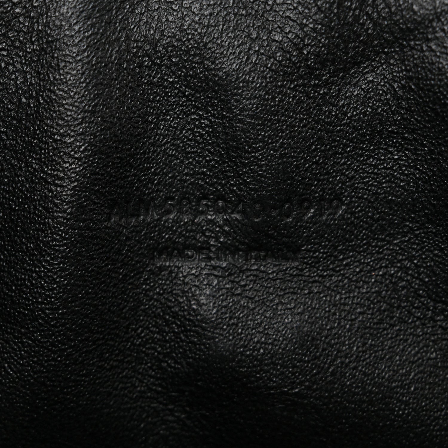 Saint Laurent Grain De Poudre Matelasse Monogram Mini Lou Camera Bag Faggio 7 of 11