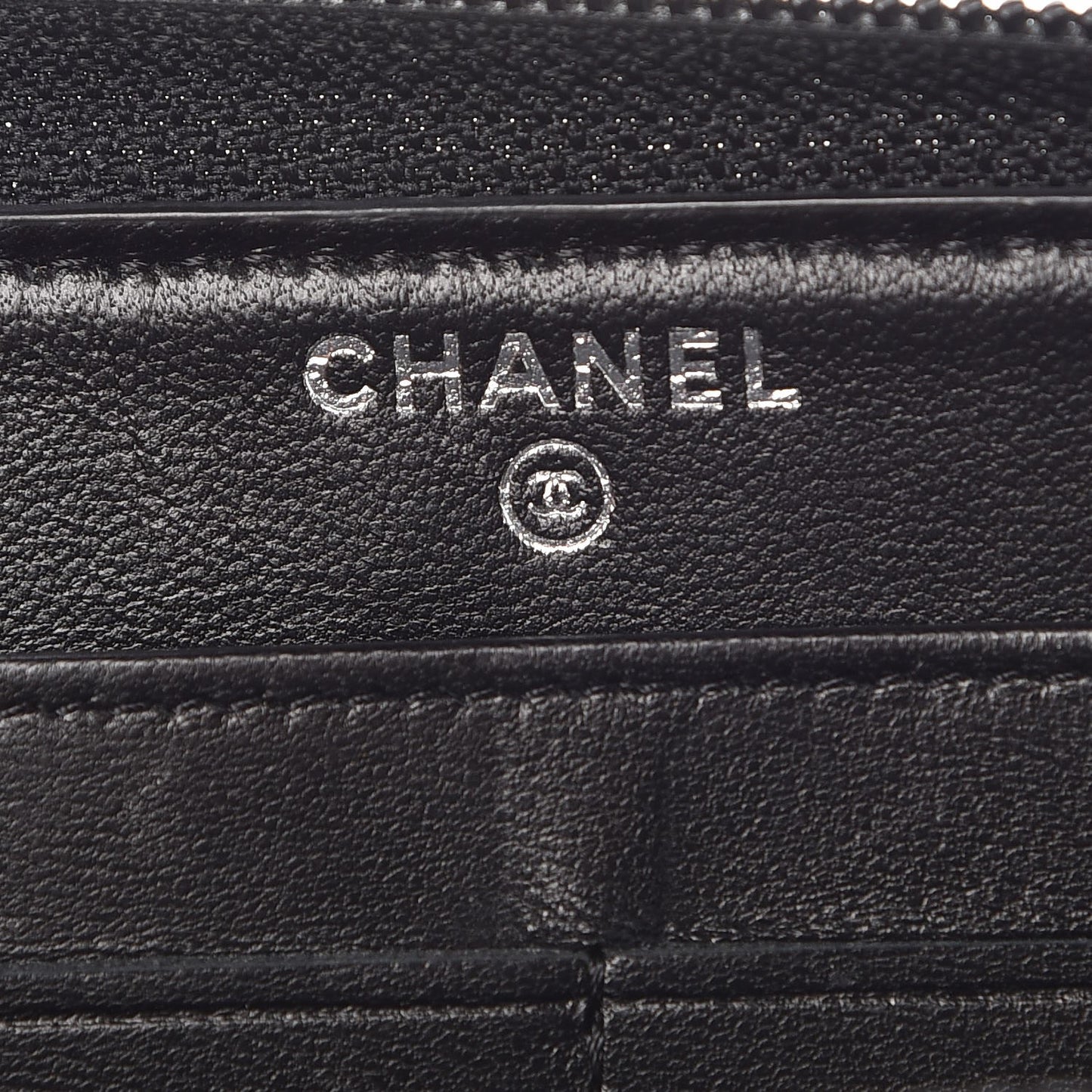 Crackled Patent Calfskin Large Gusset Zip Around Wallet Black