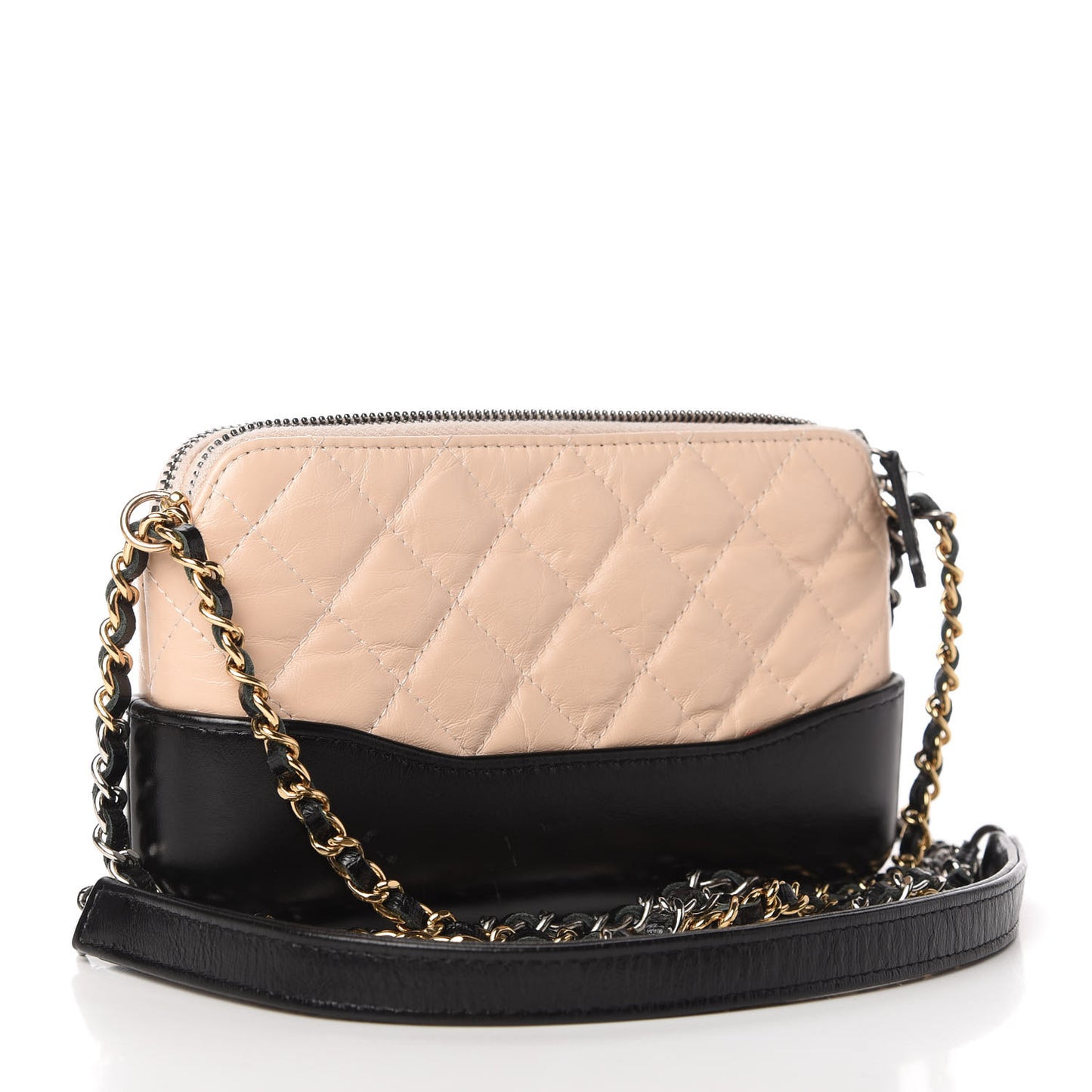 Aged Calfskin Quilted Small Gabrielle Clutch With Chain Beige Black