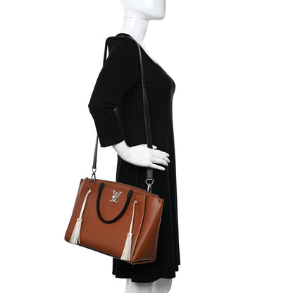 Louis Vuitton Calfskin Lockmeto Caramel Creme Black 2 of 20