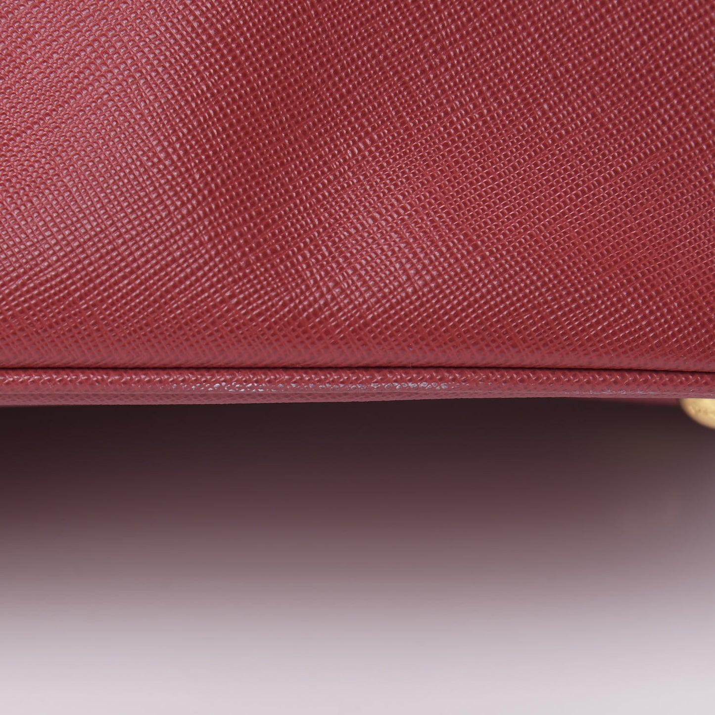 Saffiano Lux Medium Tote Fuoco