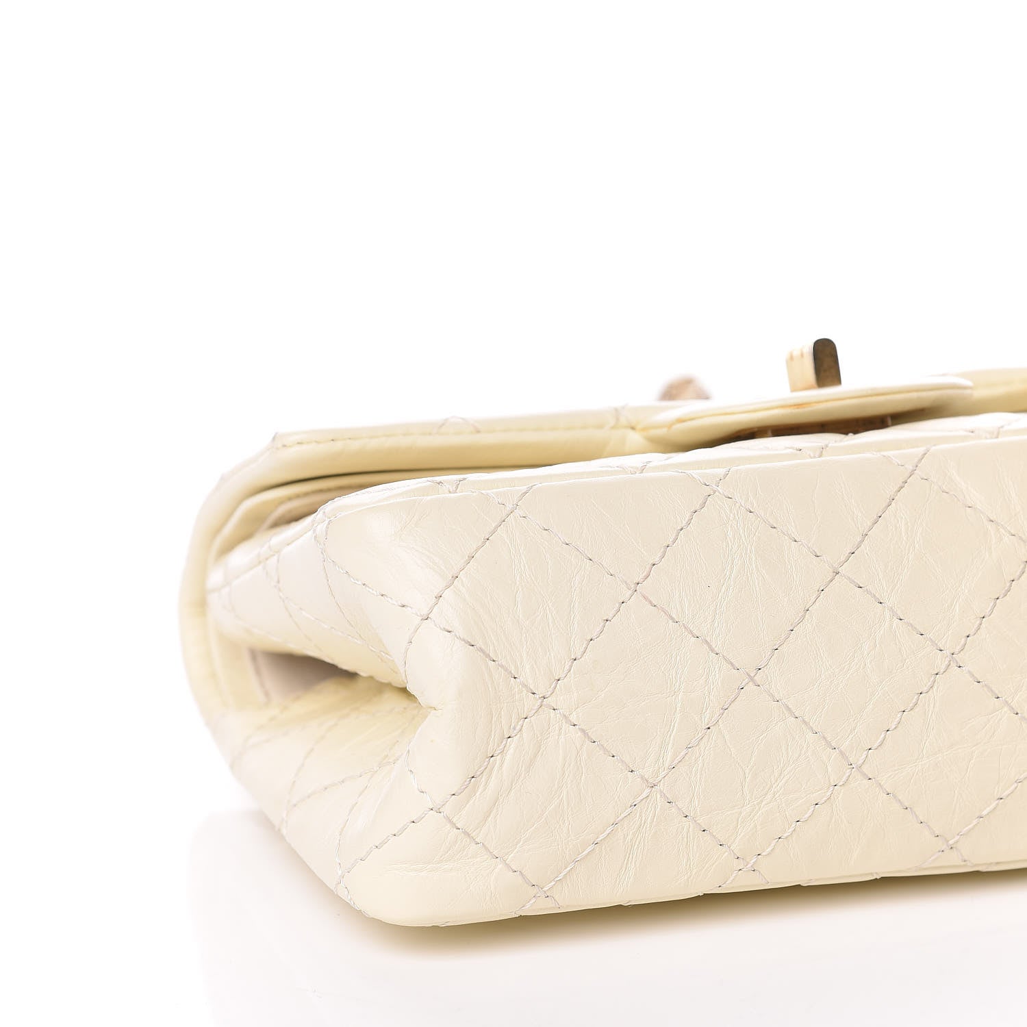 Chanel Aged Calfskin Quilted 2.55 Reissue 224 Flap Ivory 9 of 11