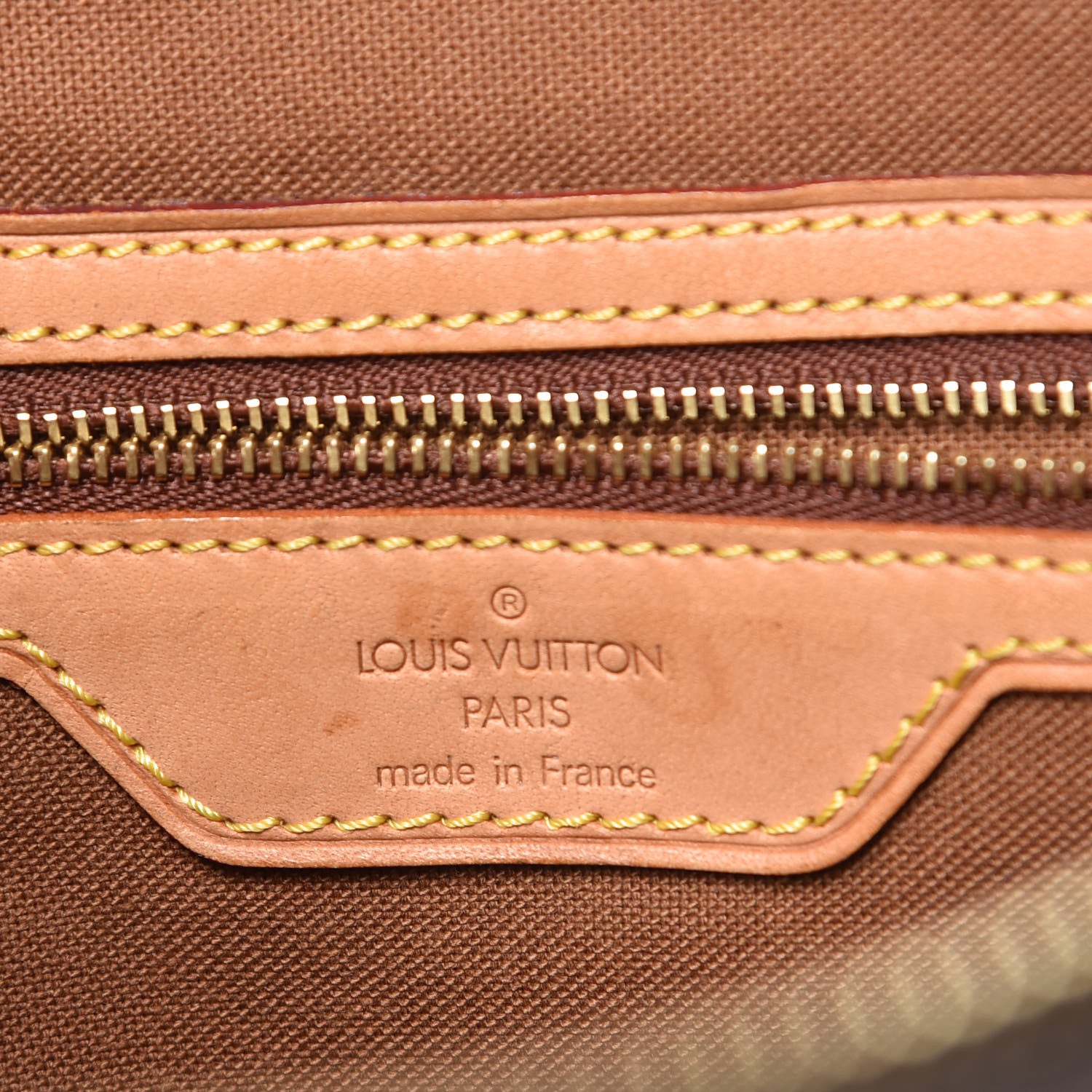 Louis Vuitton Monogram Cabas Mezzo 6 of 18