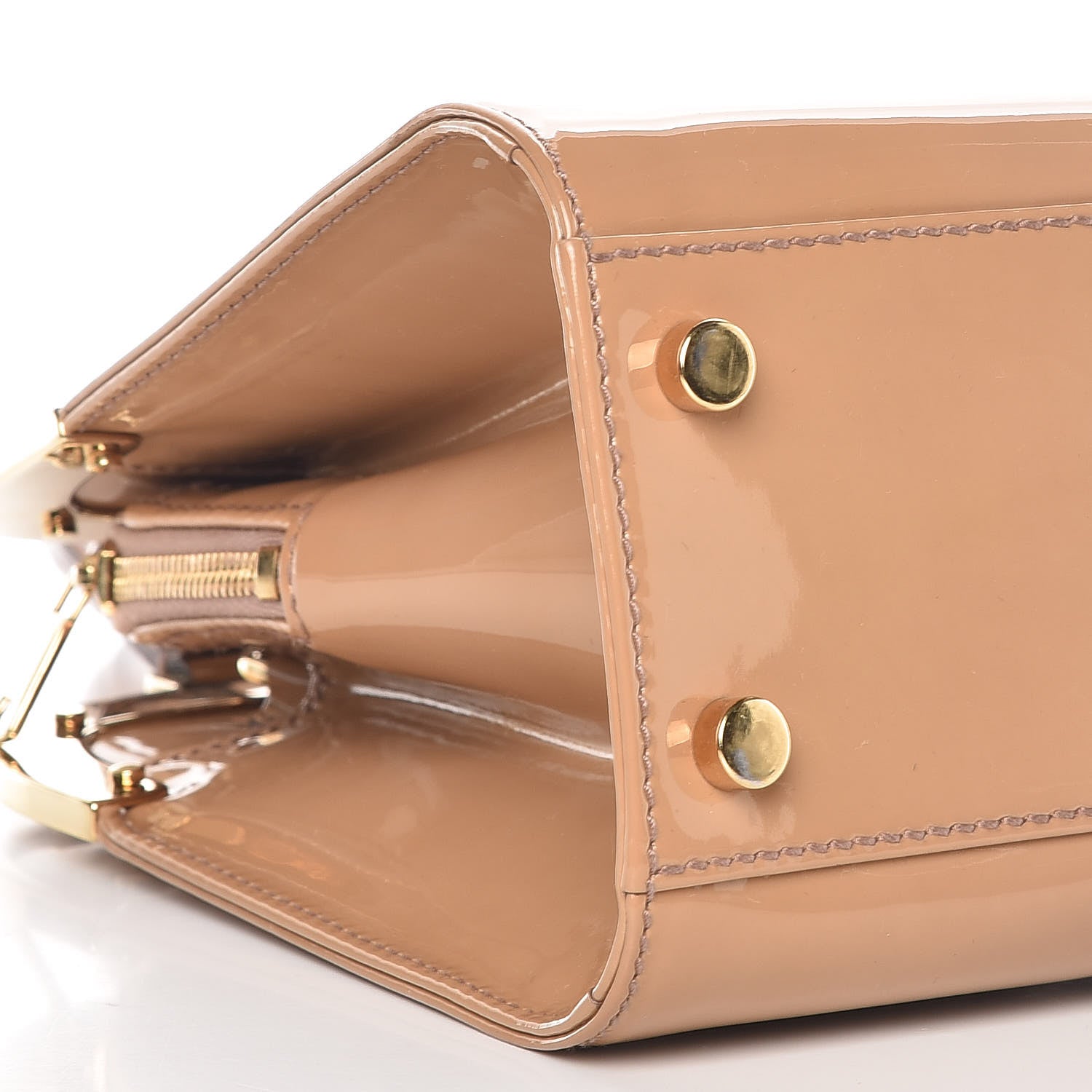 Saint Laurent Patent Small Uptown Beige 9 of 10