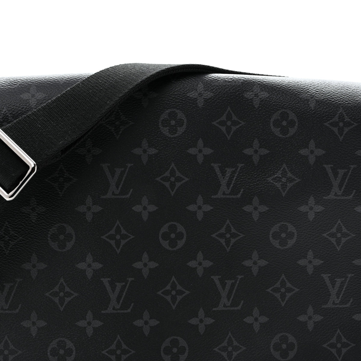 Louis Vuitton Monogram Eclipse District MM 7 of 13