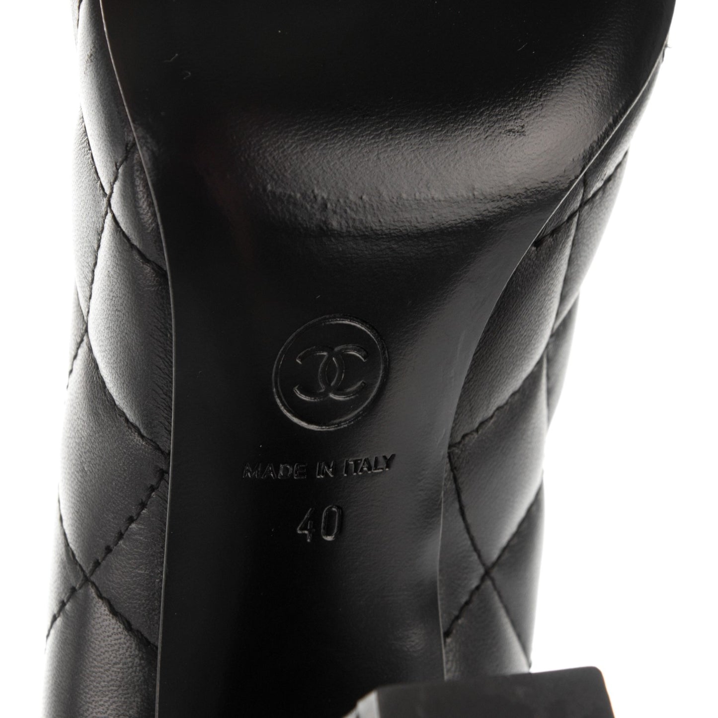 Lambskin Quilted Boy CC Pumps 40 Black