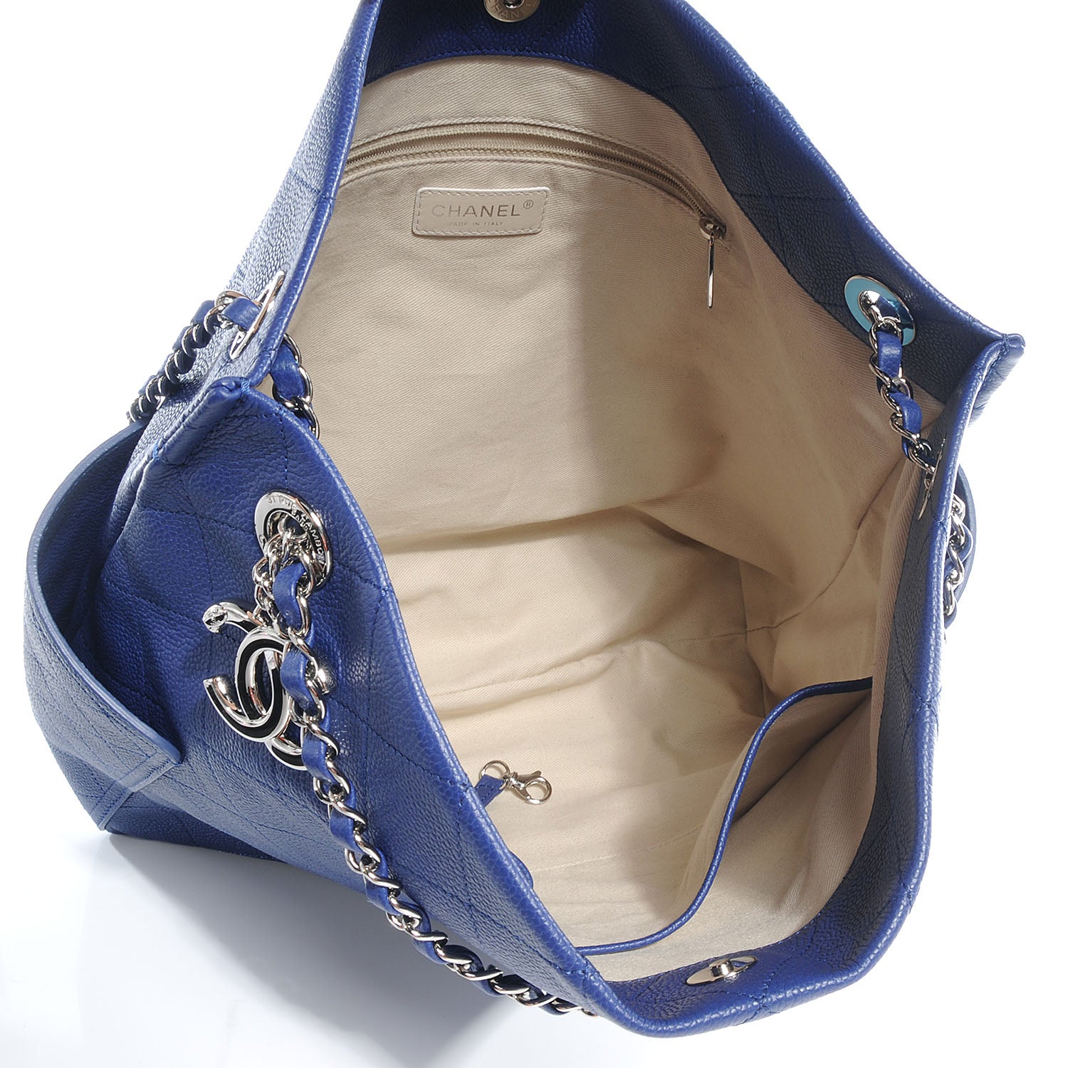 Chanel Caviar Quilted CC Pocket Hobo Dark Blue 5 of 9