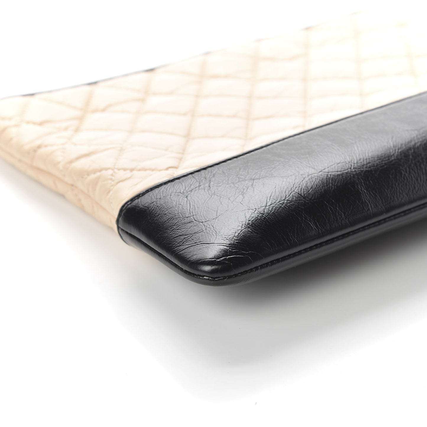 Aged Calfskin Quilted Medium Gabrielle Cosmetic Case Beige Black