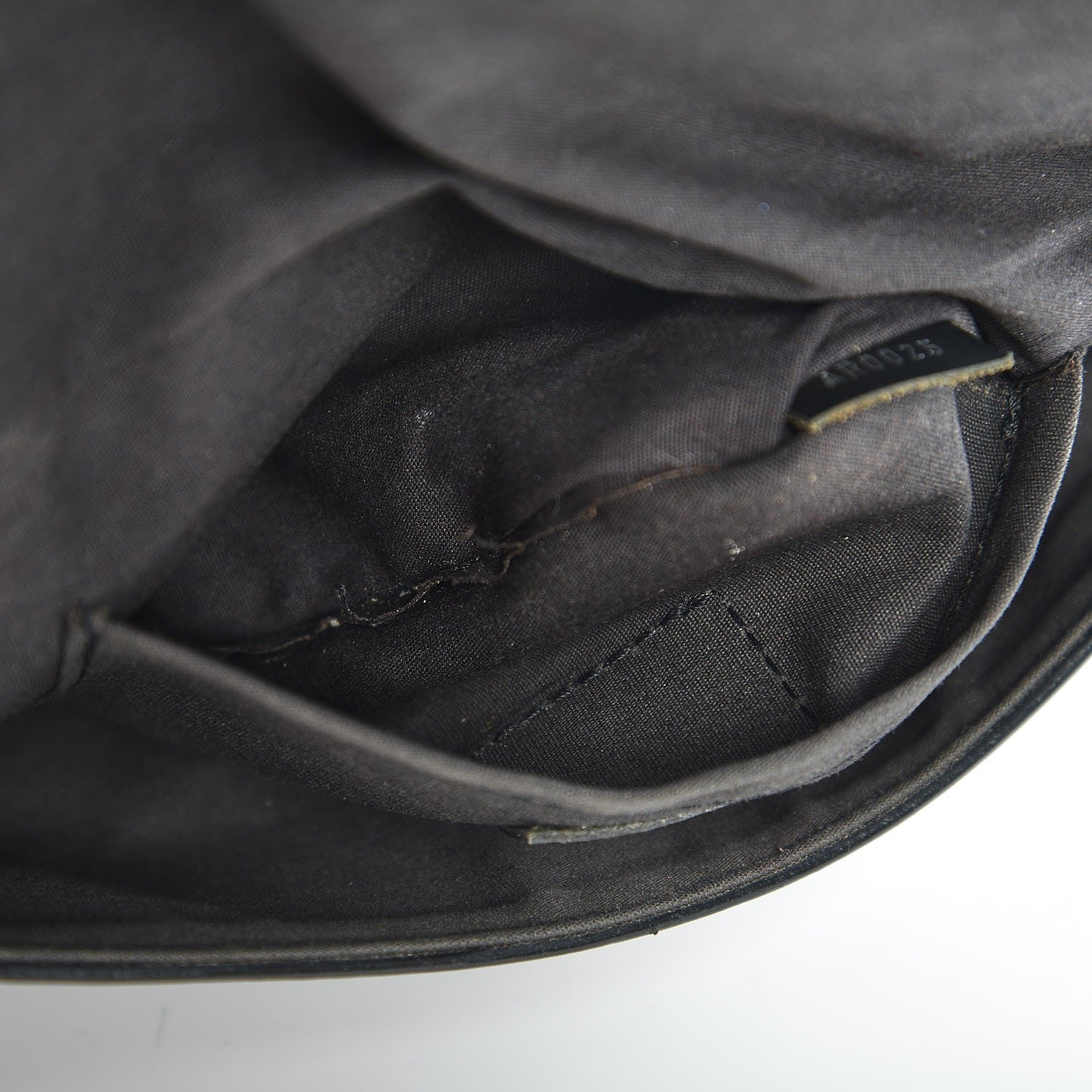 Louis Vuitton Epi Segur Pochette Black 8 of 13