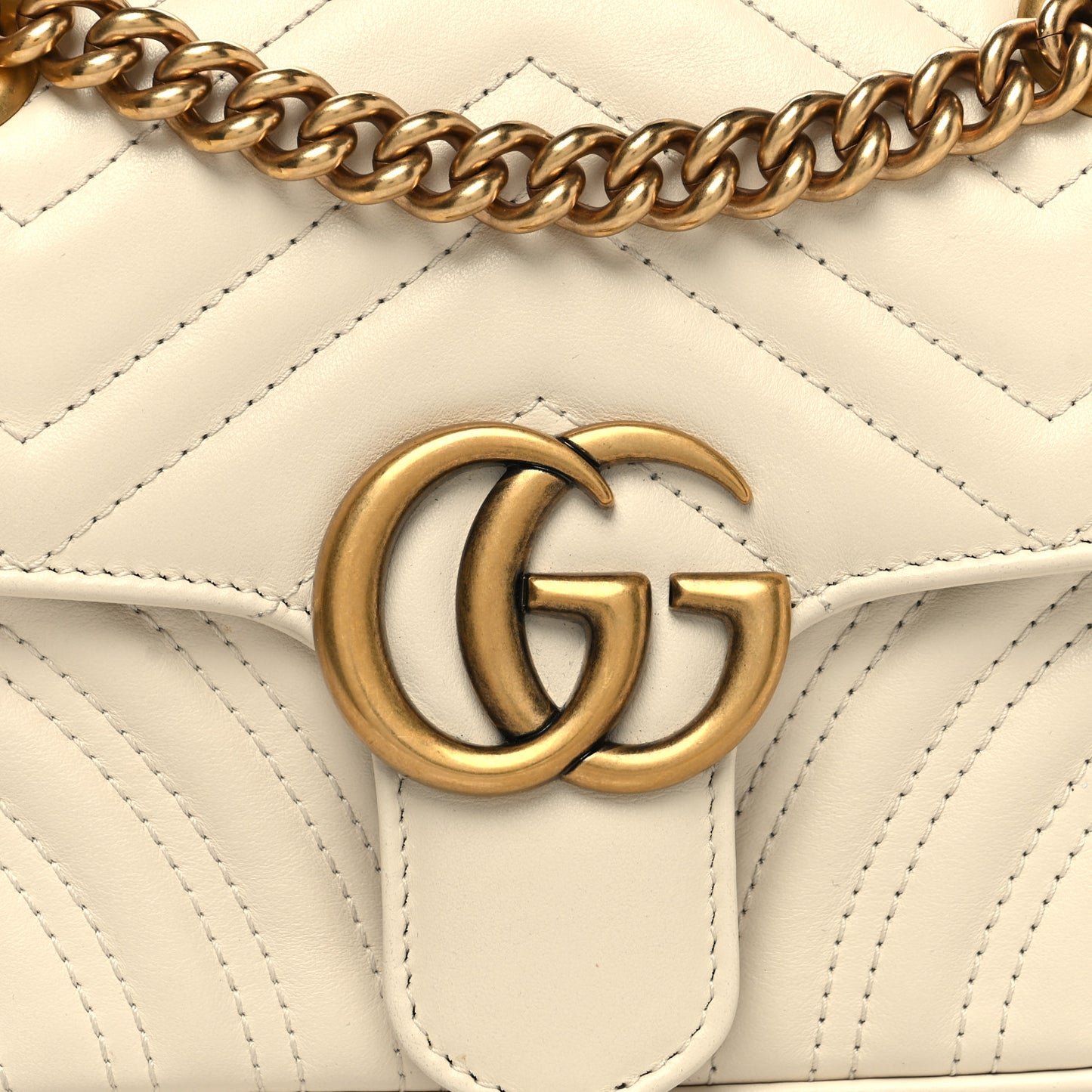 Calfskin Matelasse Mini GG Marmont Shoulder Bag White
