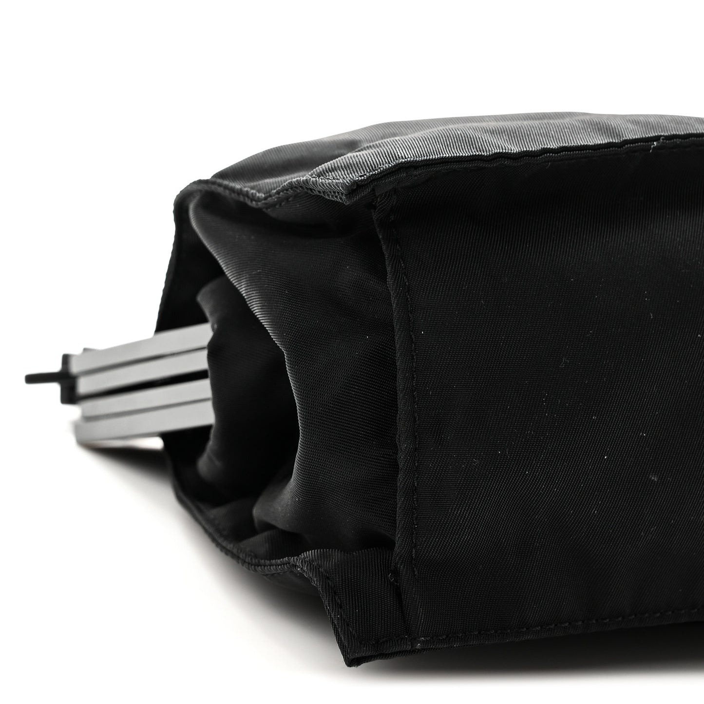 Tessuto Nylon Kisslock Frame Shoulder Bag Black