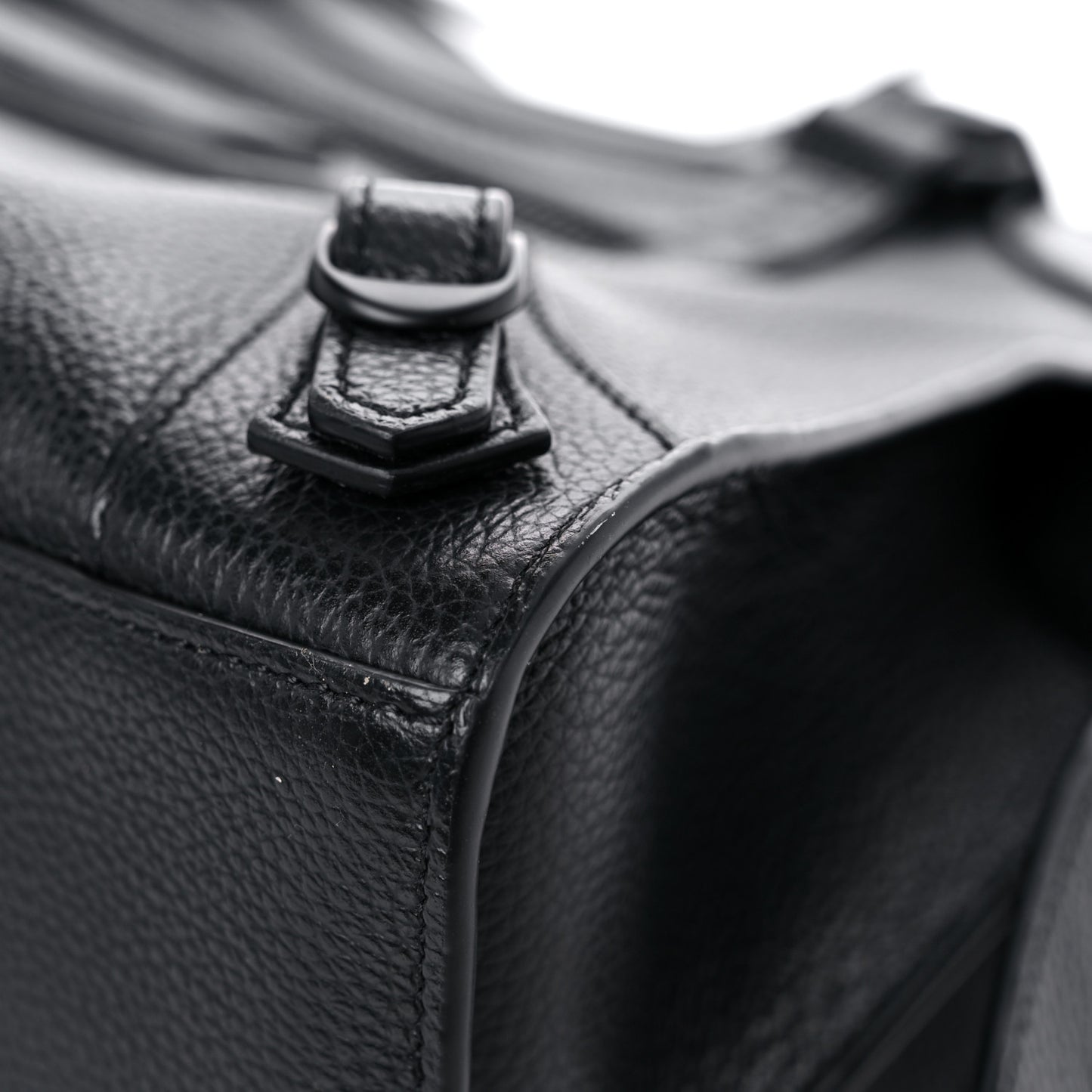 Grained Calfskin Neo Classic Black Hardware S City Black