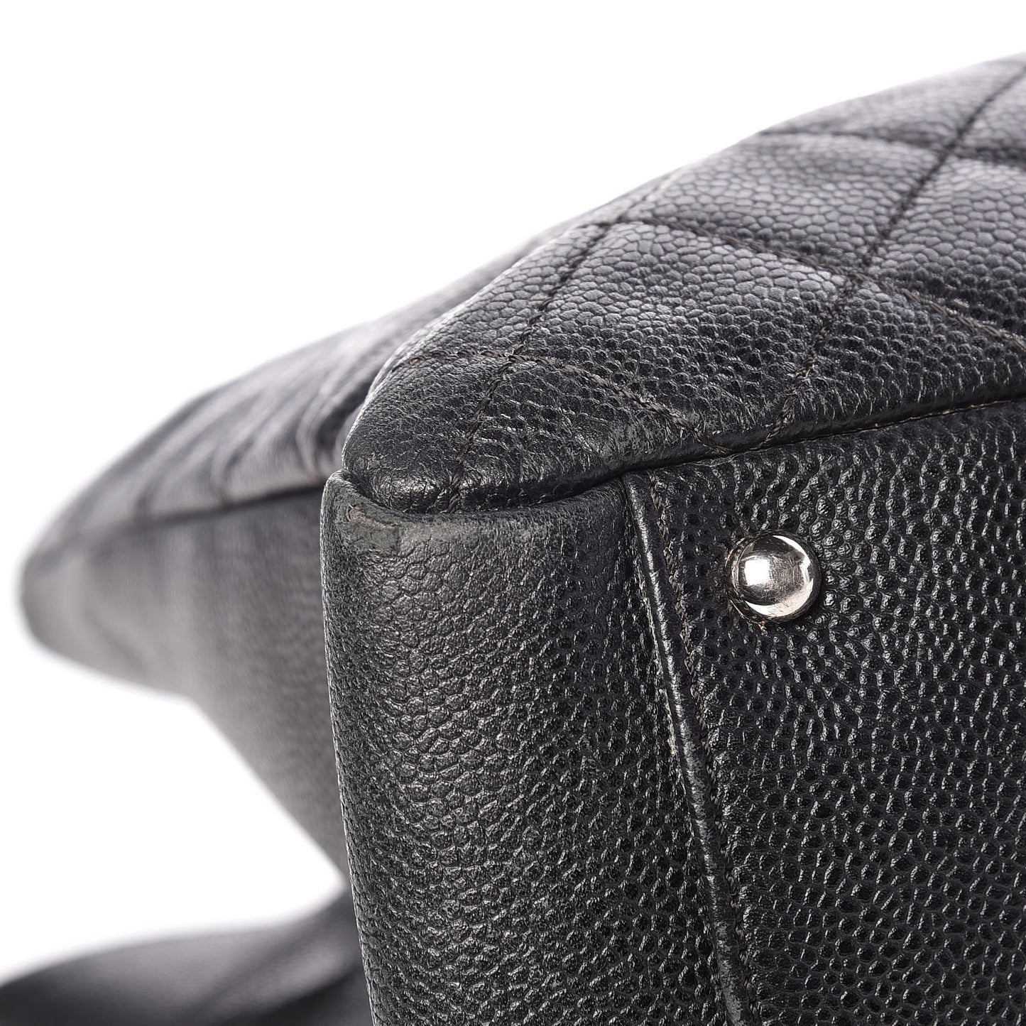 Caviar Quilted XL Grand Shopping Tote GST Black