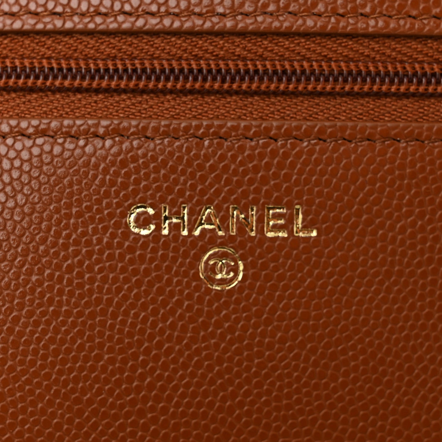 Shiny Caviar Quilted Strass Wallet On Chain WOC Light Brown
