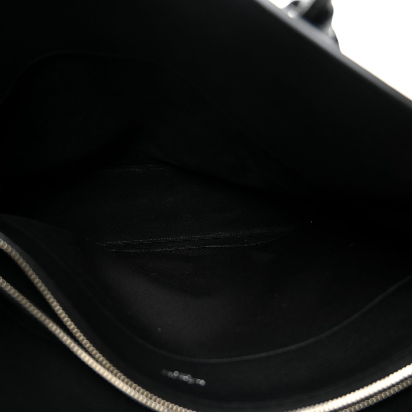 Grained Calfskin Large Thin Sac De Jour Black