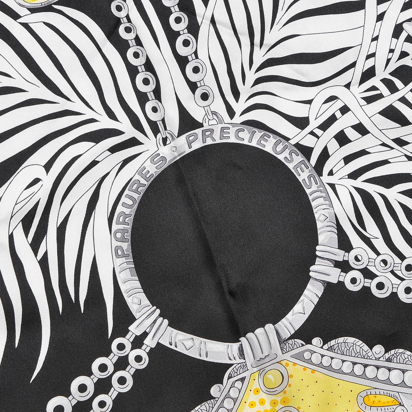 Silk Twill Parures Precieuses Shawl 140 Noir Jaune D'Or Gris