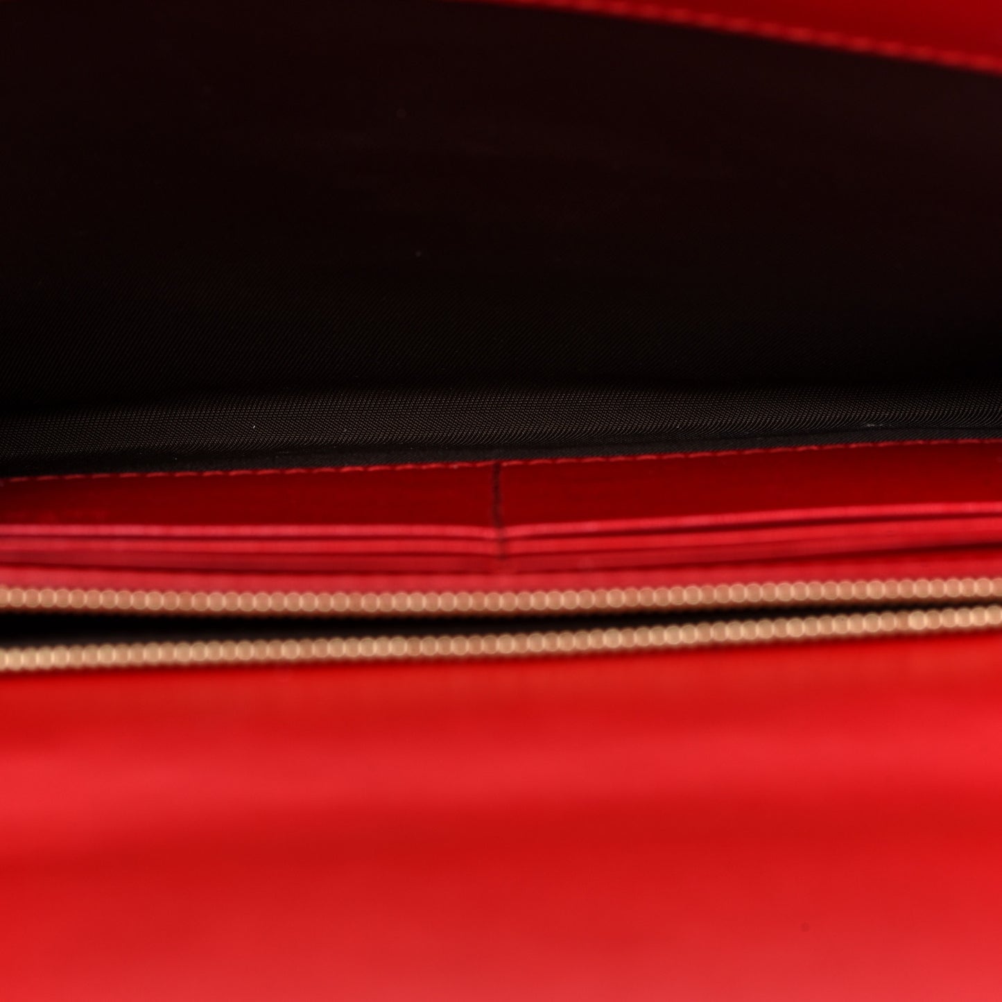 Guccissima Padlock Clutch Hibiscus Red