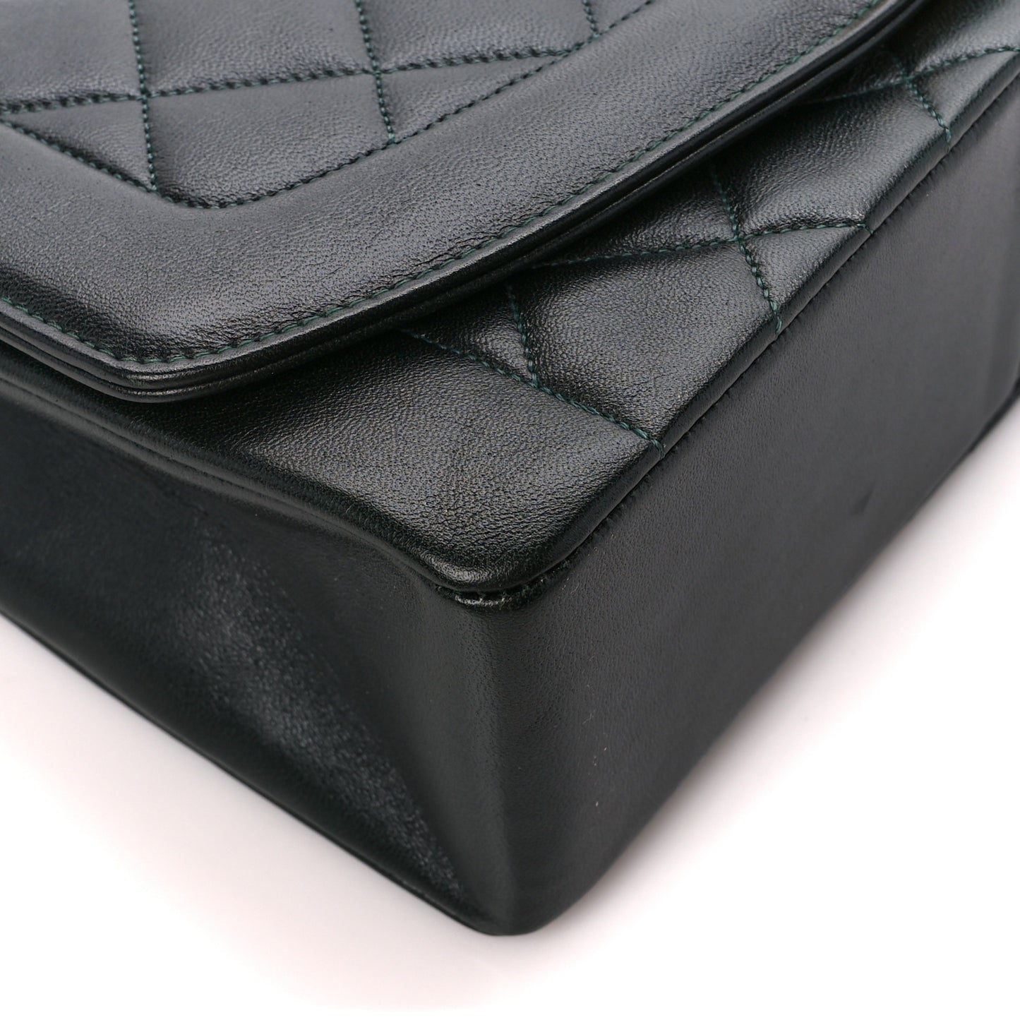 Lambskin Quilted Medium Single Flap Green