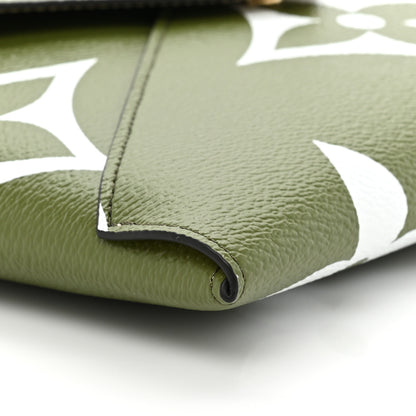 Louis Vuitton Monogram Giant Kirigami Pochette Set 11 of 14