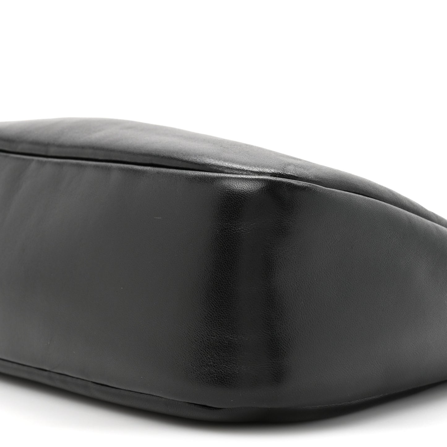 Nappa Soft Padded Re-Edition 2005 Shoulder Bag Black