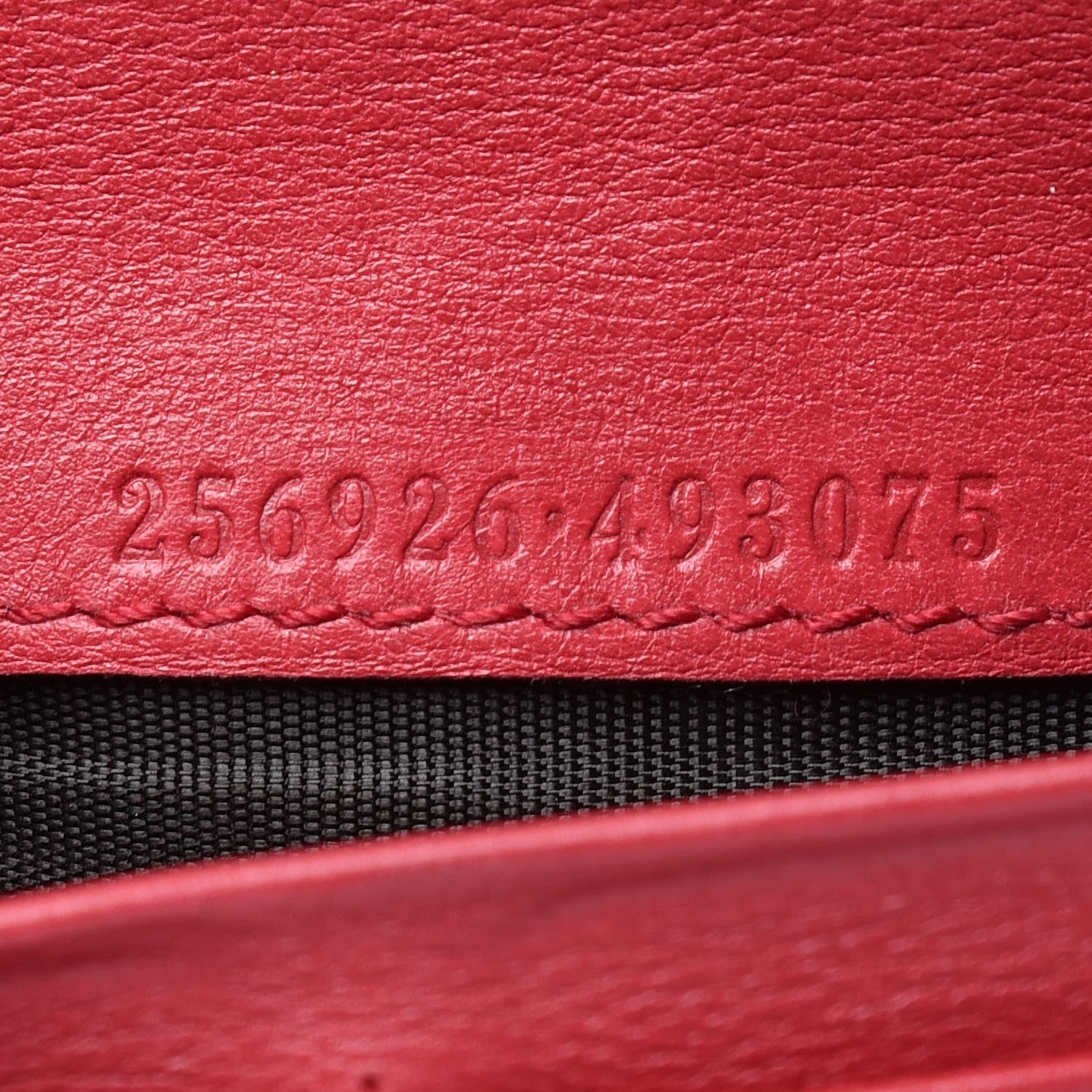 Gucci Microguccissima Interlocking G Continental Wallet Red 7 of 17