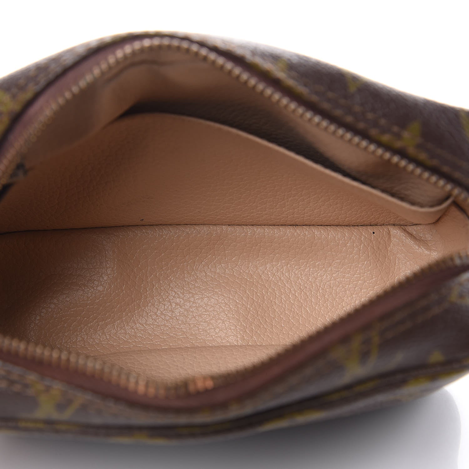 Louis Vuitton Monogram Trousse Toilette 19 5 of 10