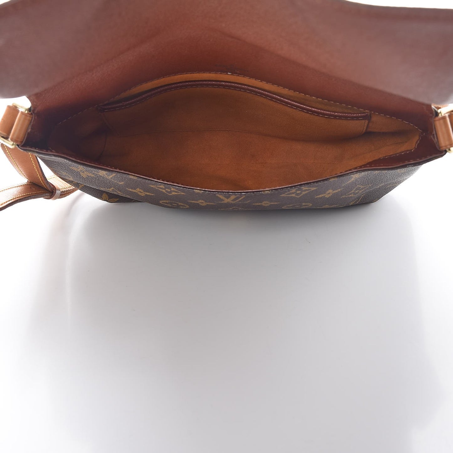Monogram Musette Tango