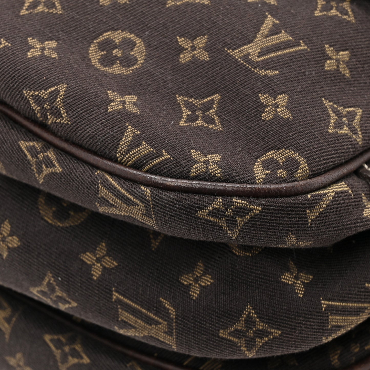 Monogram Mini Lin Saumur Ebene
