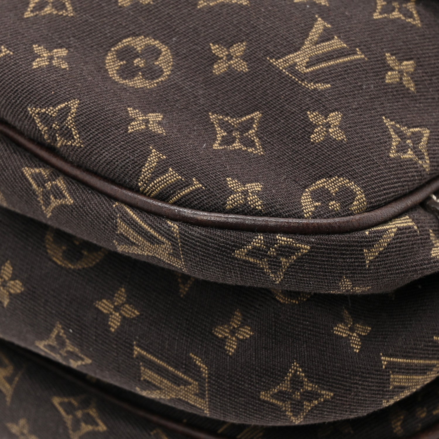 Louis Vuitton Monogram Mini Lin Saumur Ebene 12 of 17