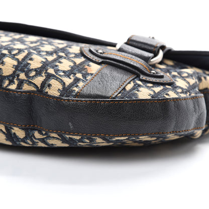 Christian Dior Monogram Traveler Shoulder Bag Navy 9 of 17