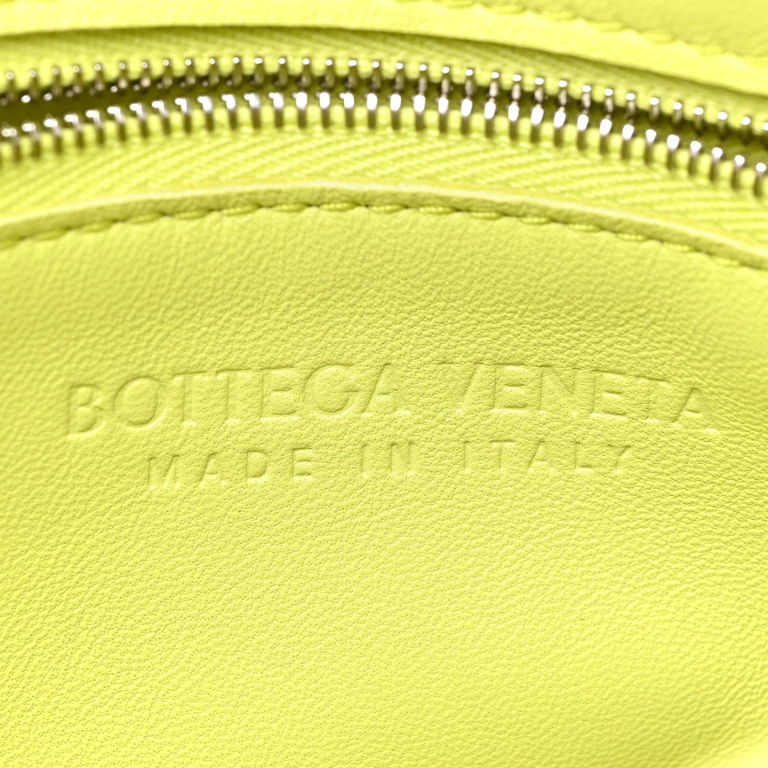 Bottega Veneta Lambskin Maxi Intrecciato Cassette Crossbody Bag Seagrass 6 of 9