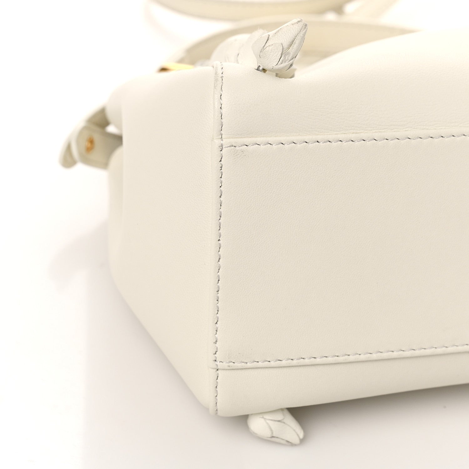 Fendi Nappa Rosebud Mini Peekaboo Iconic Satchel Bianco 8 of 11