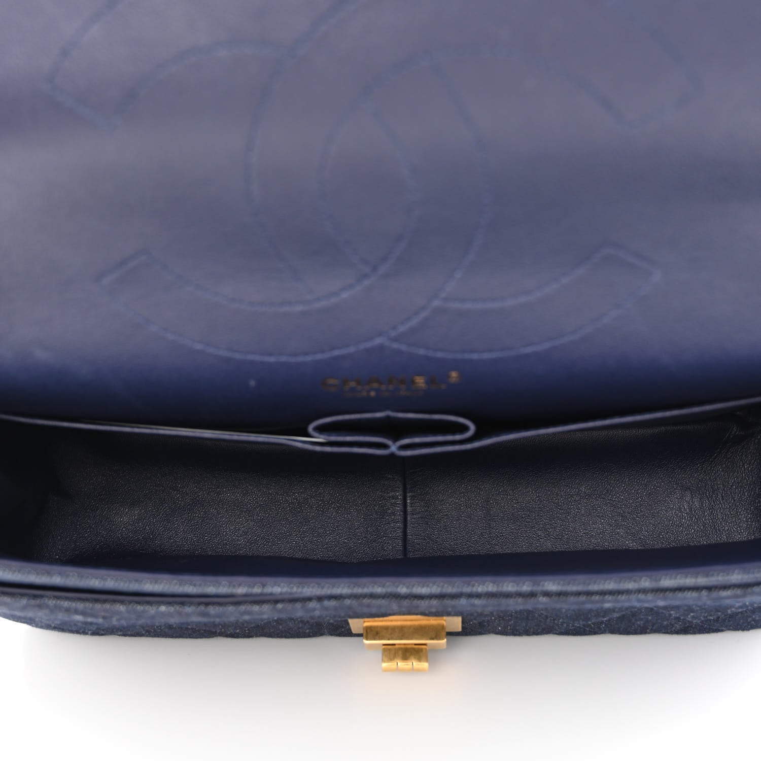 Chanel Denim Quilted 2.55 Reissue 225 Flap Dark Blue 5 of 10