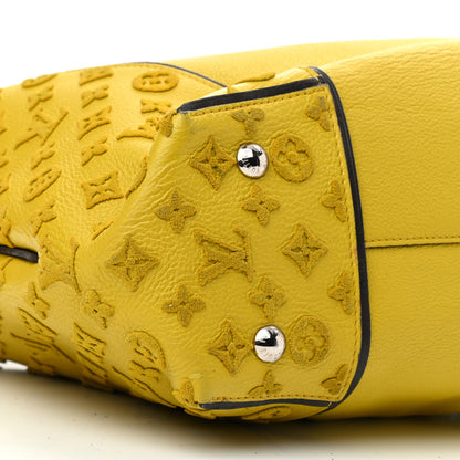 Louis Vuitton Veau Cachemire Tote W PM Pistache 8 of 14
