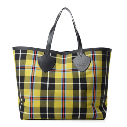 Burberry Vintage Check Extra Large The Giant Reversible Tote Antique Yellow 11 of 17