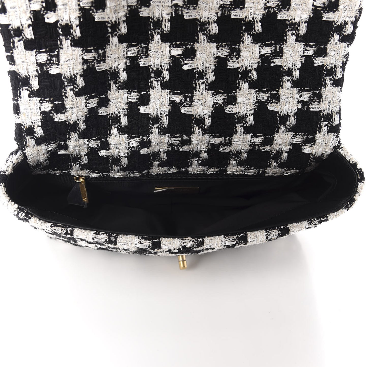 Tweed Quilted Large 19 Flap Black Ecru White