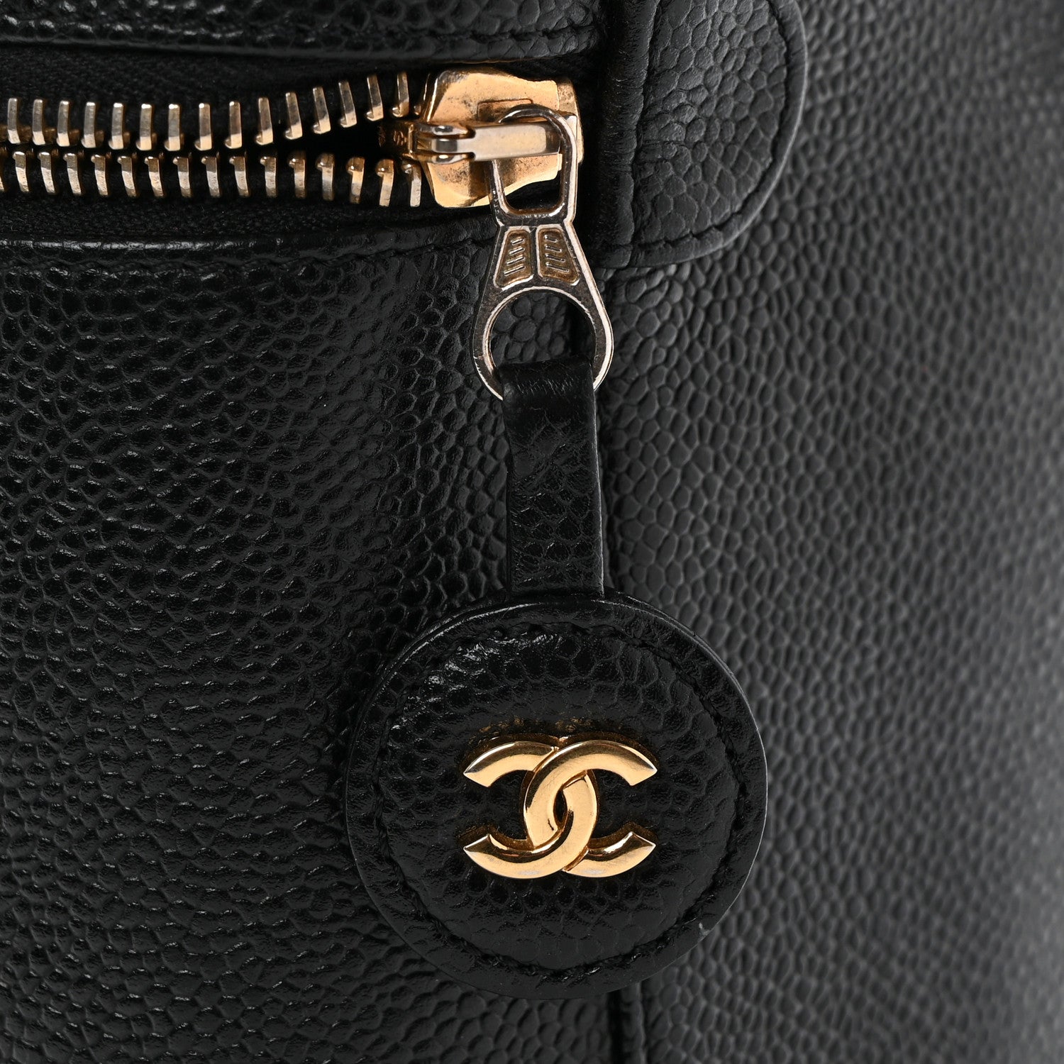 Chanel Caviar Vanity Cosmetic Case Black 17 of 17