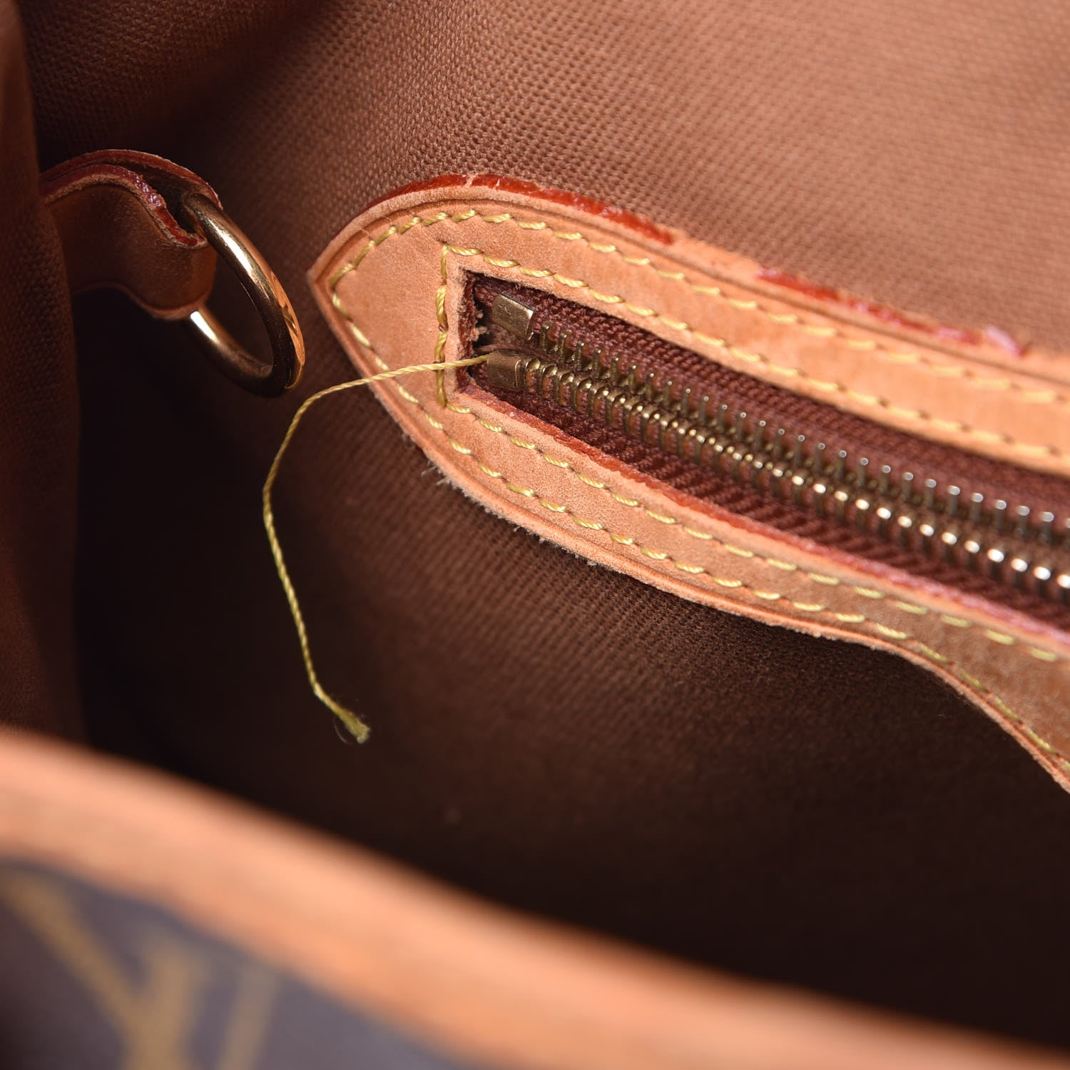 Louis Vuitton Monogram Batignolles Vertical 9 of 20