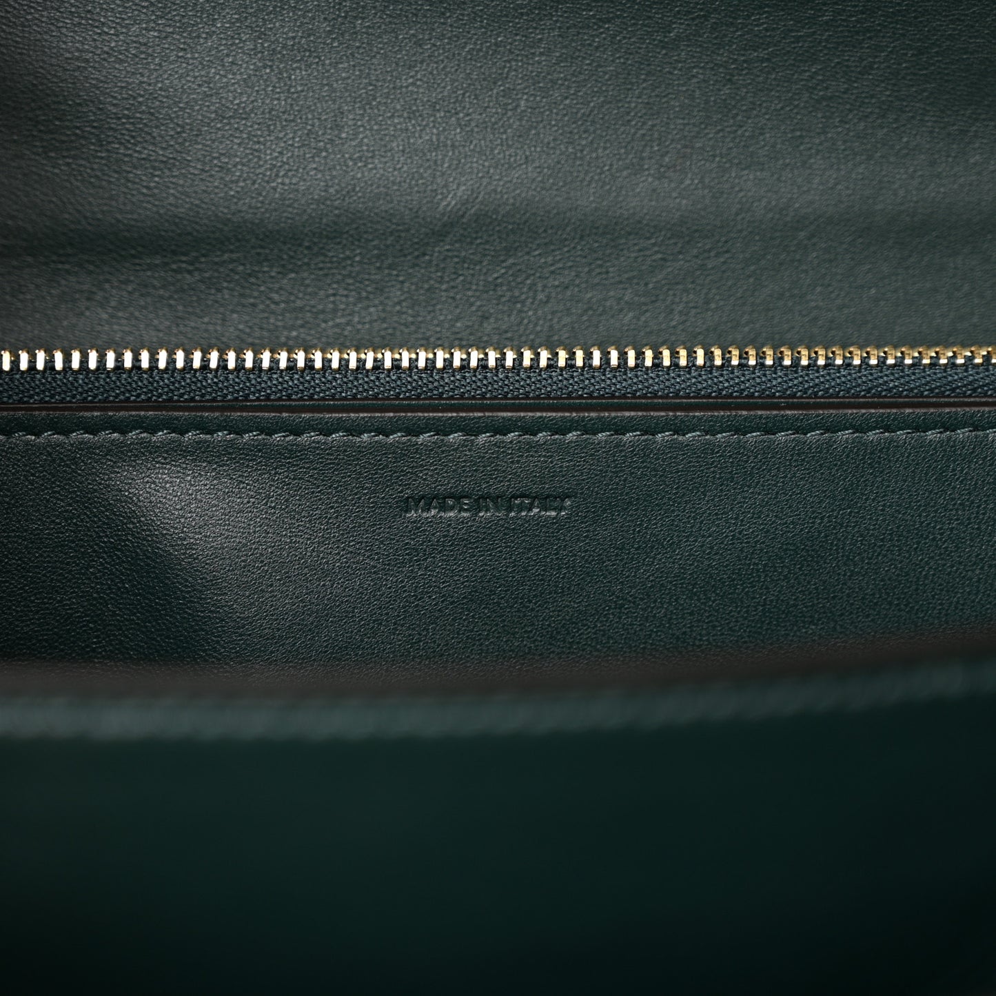 Box Calfskin Classic Box Medium Flap Bag Amazone
