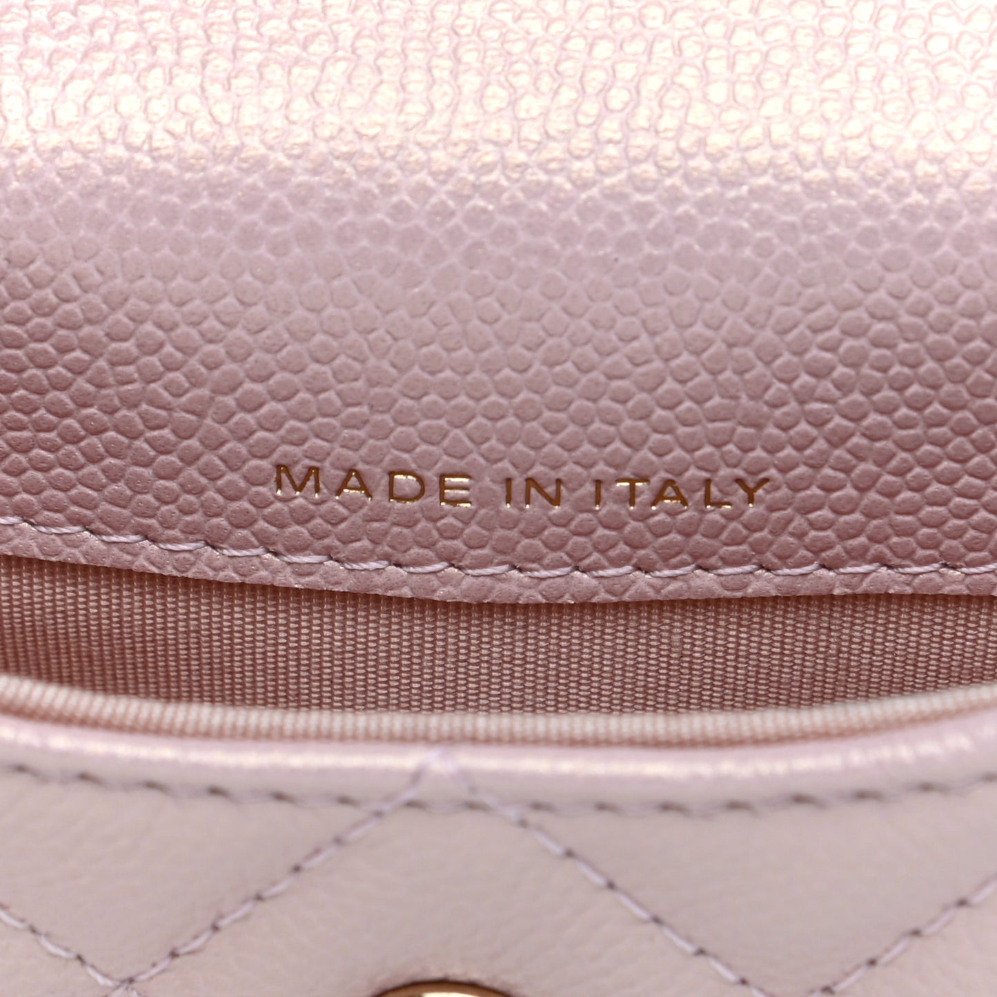 Iridescent Caviar Quilted Pearl On Top Coin Purse With Chain Light Pink