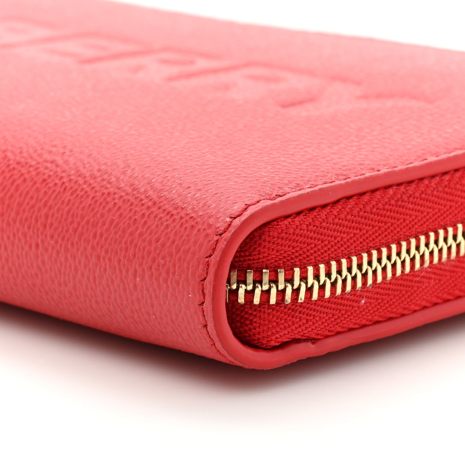 Burberry Soft Grain Elmore Zip Around Wallet Red 11 of 16
