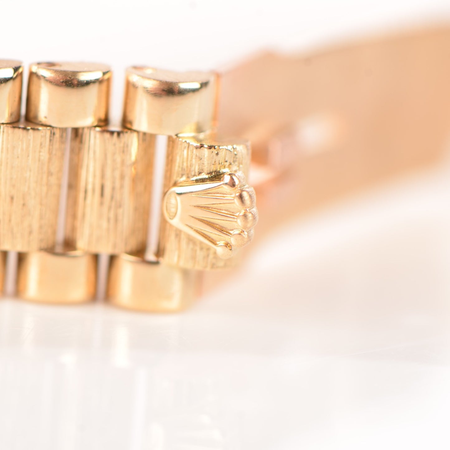 18K Yellow Gold 26mm Oyster Perpetual Datejust President Watch Champagne 69278