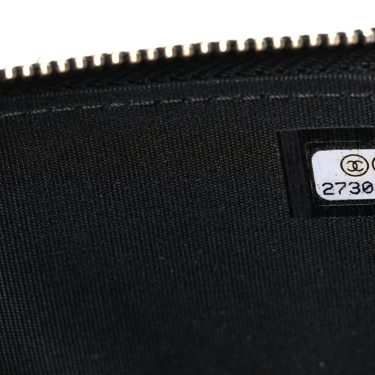 Caviar Quilted Classic Zip Boy Pouch Black